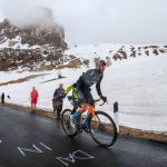 Caruso sigue subiendo más alto en el Giro de Italia