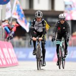 Giro d'Italia: George Bennett lleva a Musette sobre el Passo Giau para terminar 14 ° en la etapa 16