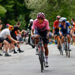 Giro d'Italia: ¿Qué pilotos de la GC perdieron tiempo en la etapa 19 en Alpe di Mera?