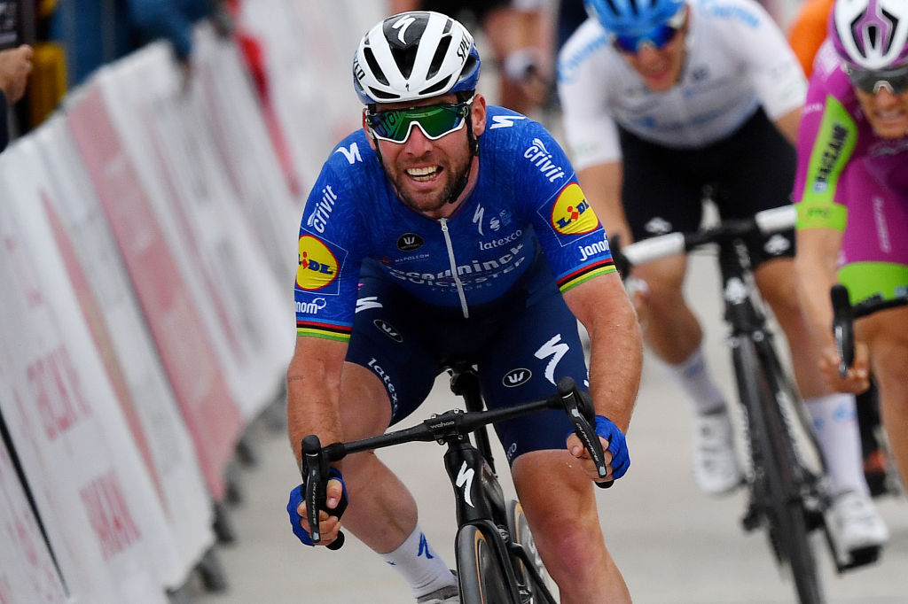Cavendish reemplaza a Bennett lesionado en el Baloise Belgium Tour