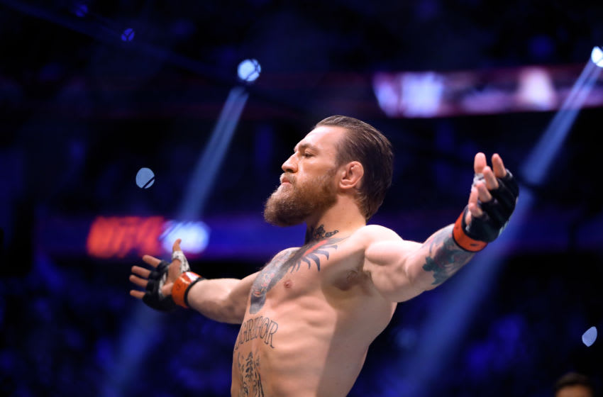 18 de enero de 2020;  Las Vegas, Nevada, Estados Unidos;  Conor McGregor reacciona durante UFC 246 en T-Mobile Arena.  Crédito obligatorio: Mark J. Rebilas-USA TODAY Sports