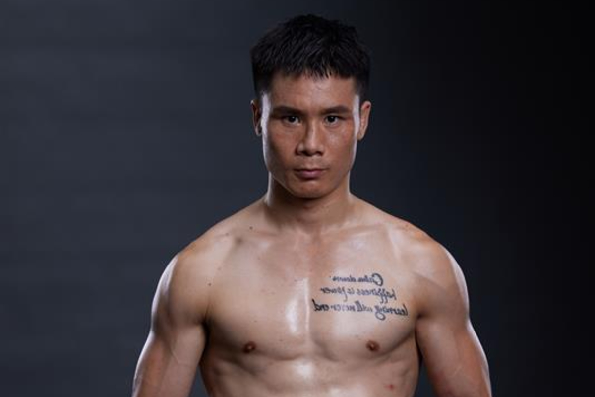 La superestrella china del kickboxing Qiu Jianliang