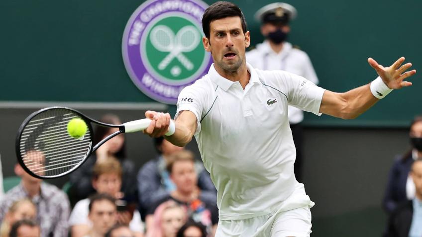 Newcombe: "Si Novak Djokovic gana Wimbledon será la CABRA"