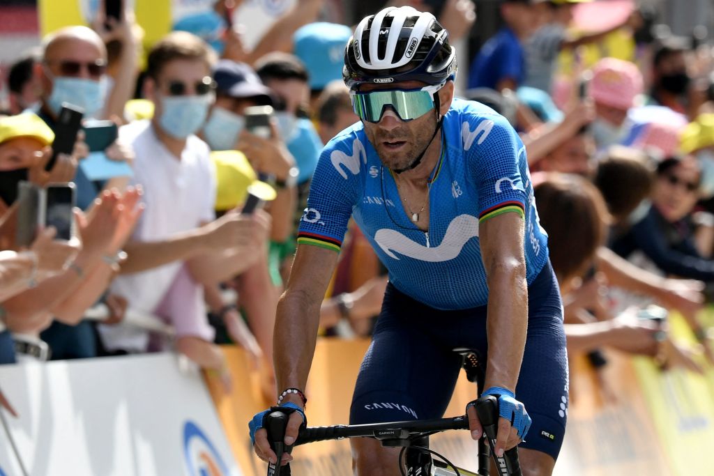 Alejandro Valverde se estrella en la Vuelta a España