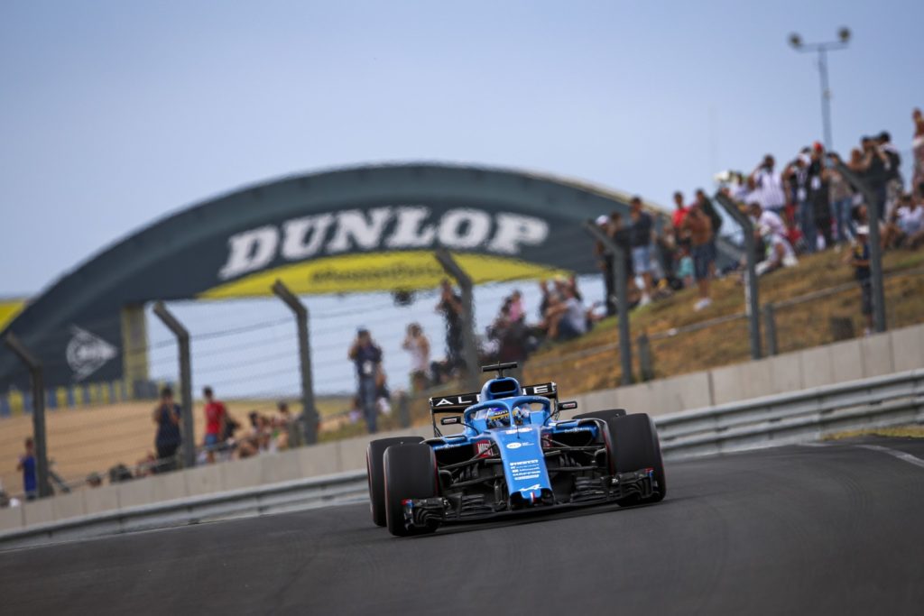 Alonso pone a Alpine en el centro de atención en Le Mans