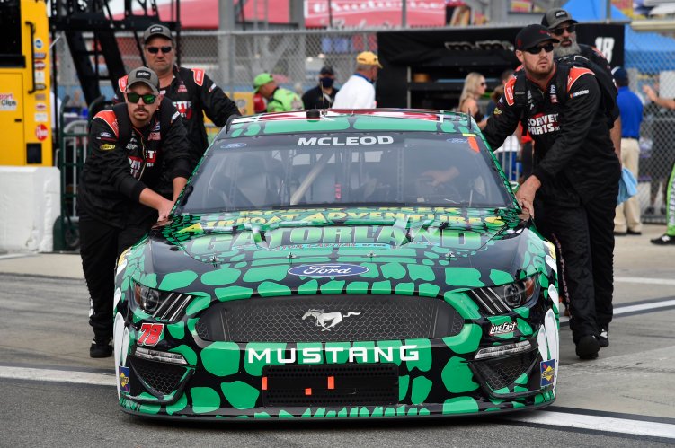 El estatus de BJ McLeod Cult Icon aumenta con un top 10 en Coke Zero Sugar 400 en Daytona