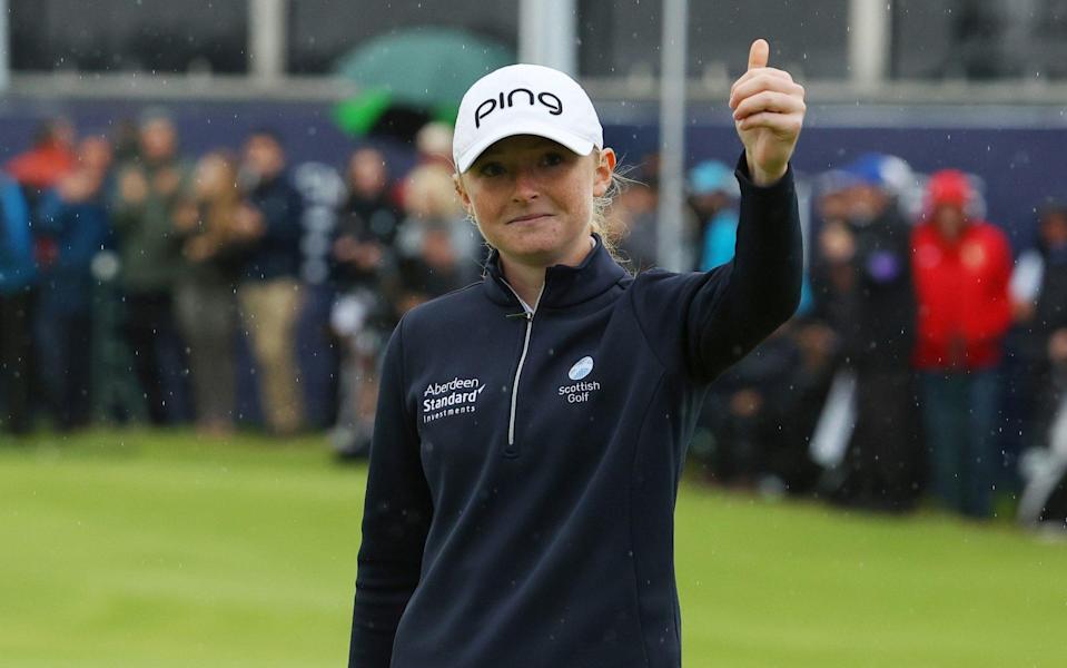 Louise Duncan se lo está tomando todo con calma después de que su 68 la llevó a empatar en el cuarto lugar después de tres rondas en Carnoustie - GETTY IMAGES