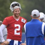 WESTFIELD, INDIANA - 29 DE JULIO: Carson Wentz # 2 de los Indianapolis Colts en el campo durante el campo de entrenamiento de los Indianapolis Colts en Grand Park el 29 de julio de 2021 en Westfield, Indiana.  (Foto de Justin Casterline / Getty Images)