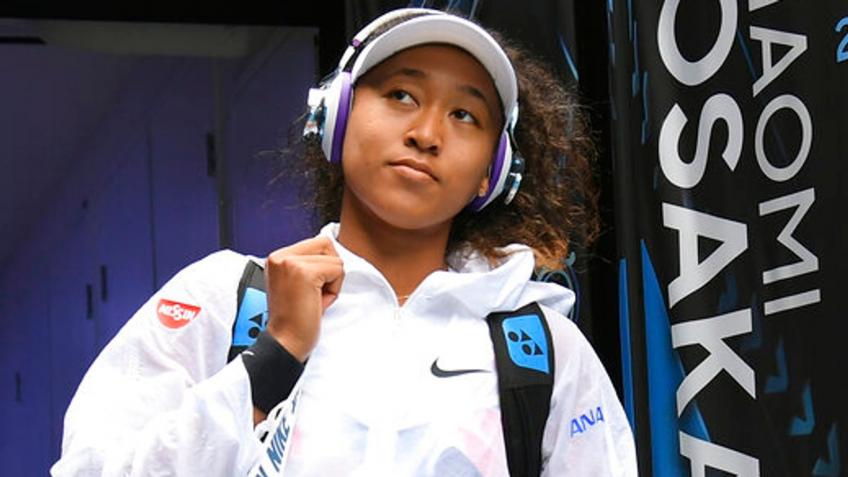 Naomi Osaka: "Soy ingrato por golpear una pelota cuando estoy en Afganistán ..."