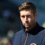 SEATTLE, WA - 27 DE SEPTIEMBRE: El mariscal de campo Jay Cutler # 6 de los Chicago Bears mira desde el banquillo durante el segundo cuarto del juego contra los Seattle Seahawks en el CenturyLink Field el 27 de septiembre de 2015 en Seattle, Washington.  (Foto de Steve Dykes / Getty Images)