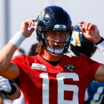 El mariscal de campo de los Jaguars Trevor Lawrence.  (Nathan Ray Seebeck-USA TODAY Sports)