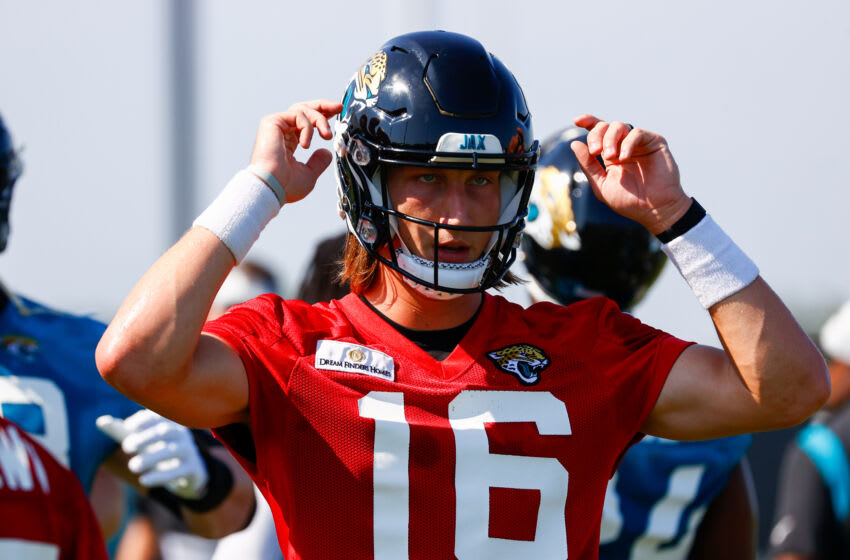 El mariscal de campo de los Jaguars Trevor Lawrence.  (Nathan Ray Seebeck-USA TODAY Sports)