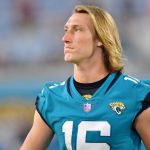 El mariscal de campo de los Jaguars Trevor Lawrence.  (Julio Aguilar / Getty Images)