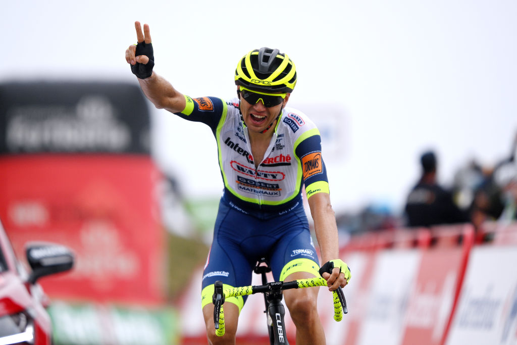 Vuelta a España: Rein Taaramäe gana la cima en la etapa 3