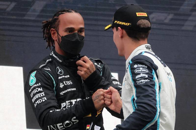 La implacabilidad de Hamilton desgastará a Russell - Coulthard