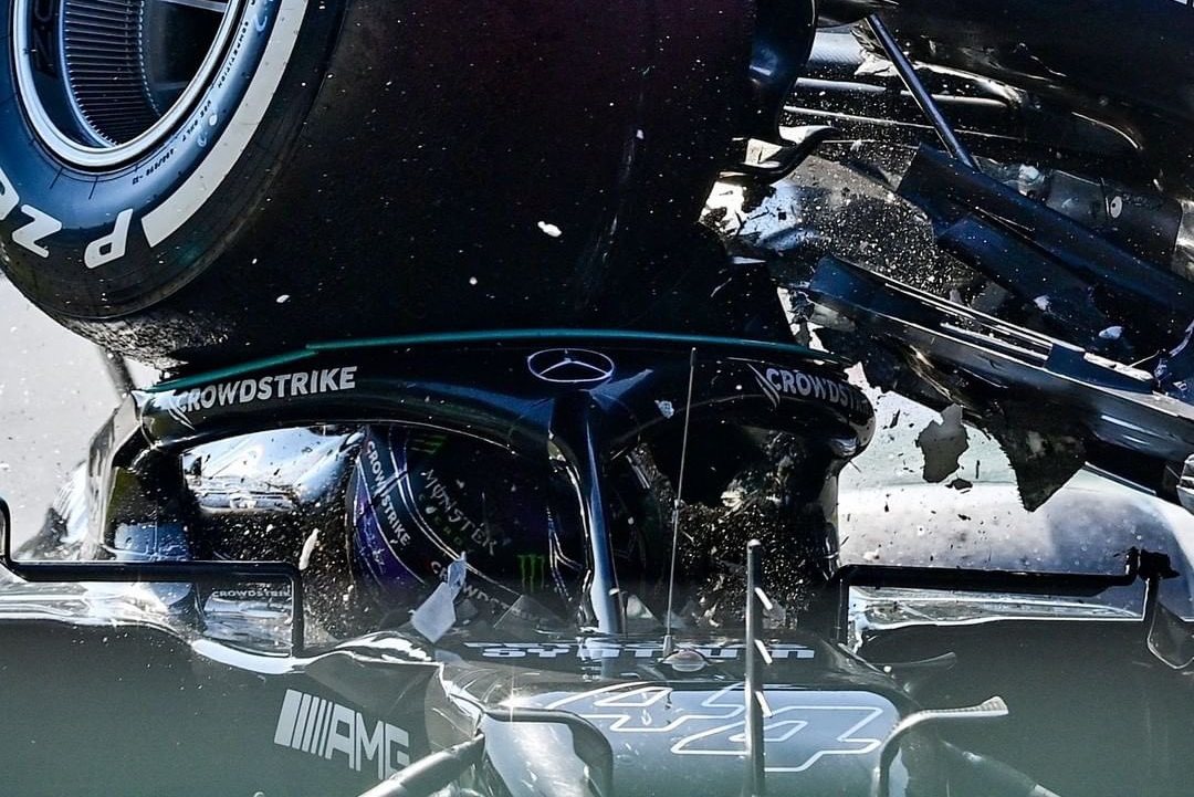 Marko se burla del 'pobre Hamilton' por 'montar un espectáculo' después del accidente de Monza