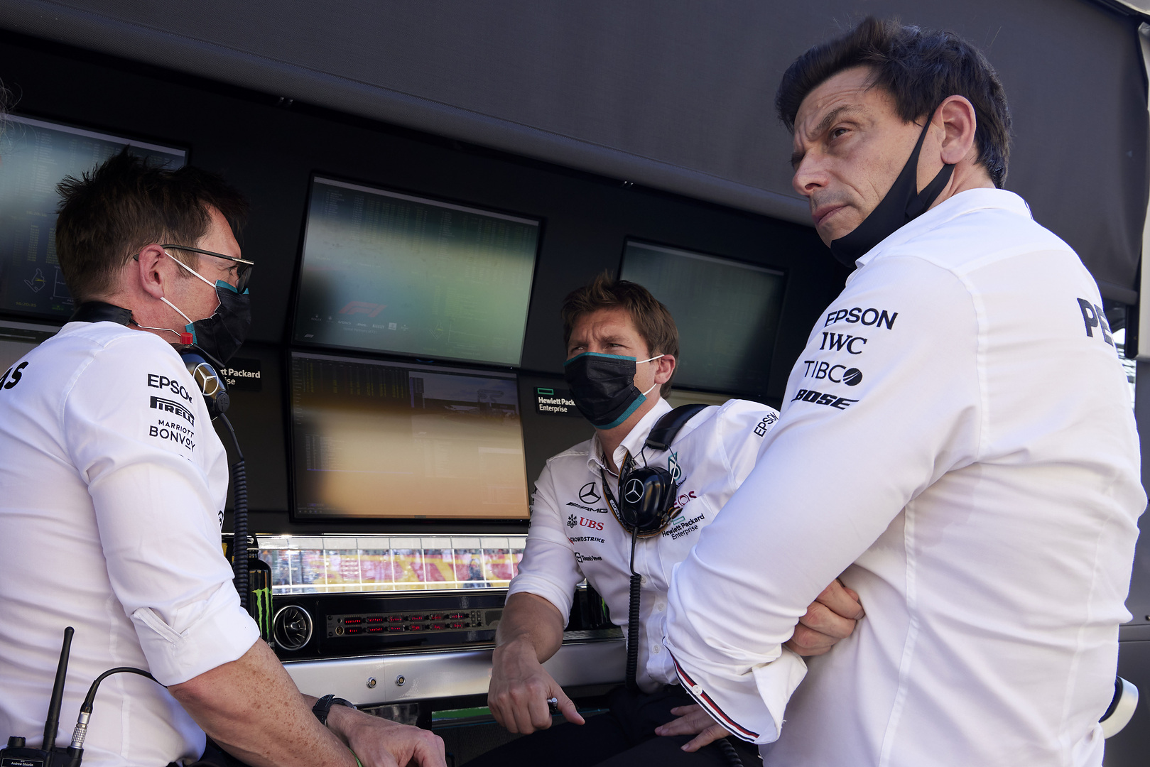 Mercedes rezuma 'determinación tranquila' antes del GP de Rusia
