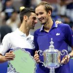 Novak Djokovic envía mensaje de felicitación a Emma Raducanu, Daniil Medvedev