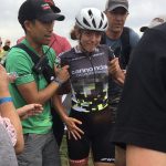 Kaitie Keough se cae de la Copa del Mundo de ciclocross en Waterloo