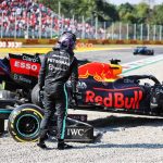 Lewis Hamilton en el lugar de su accidente con Max Verstappen durante el GP de Italia.  Monza, septiembre de 2021.