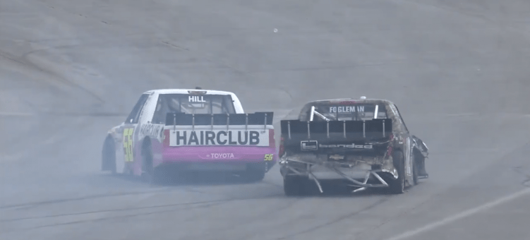 Video: Tate Fogleman y Tyler Hill terminan 1-2 en Talladega, Choque después de la bandera a cuadros