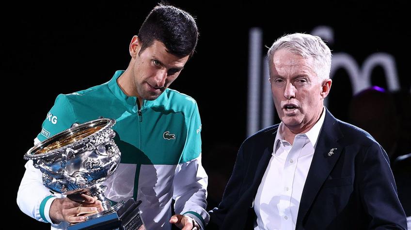 El jefe del Abierto de Australia, Craig Tiley, no renunciará después del drama de Novak Djokovic
