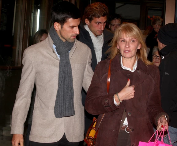 Dijana Djokovic: Novak está en la cárcel, no le dan desayuno