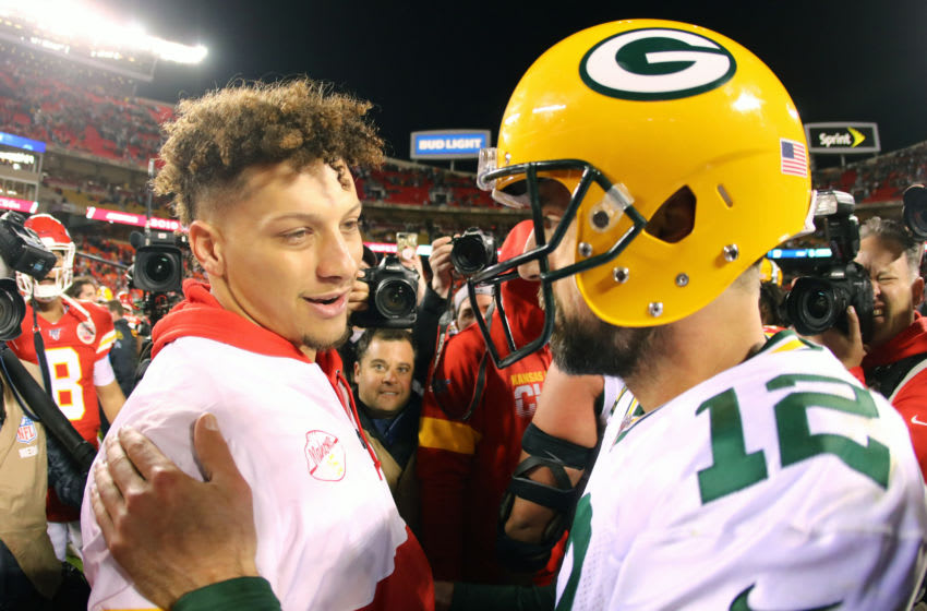 Patrick Mahomes, Jefes de Kansas City, Aaron Rodgers, Empacadores de Green Bay.  (Crédito obligatorio: Jay Biggerstaff-USA TODAY Sports)