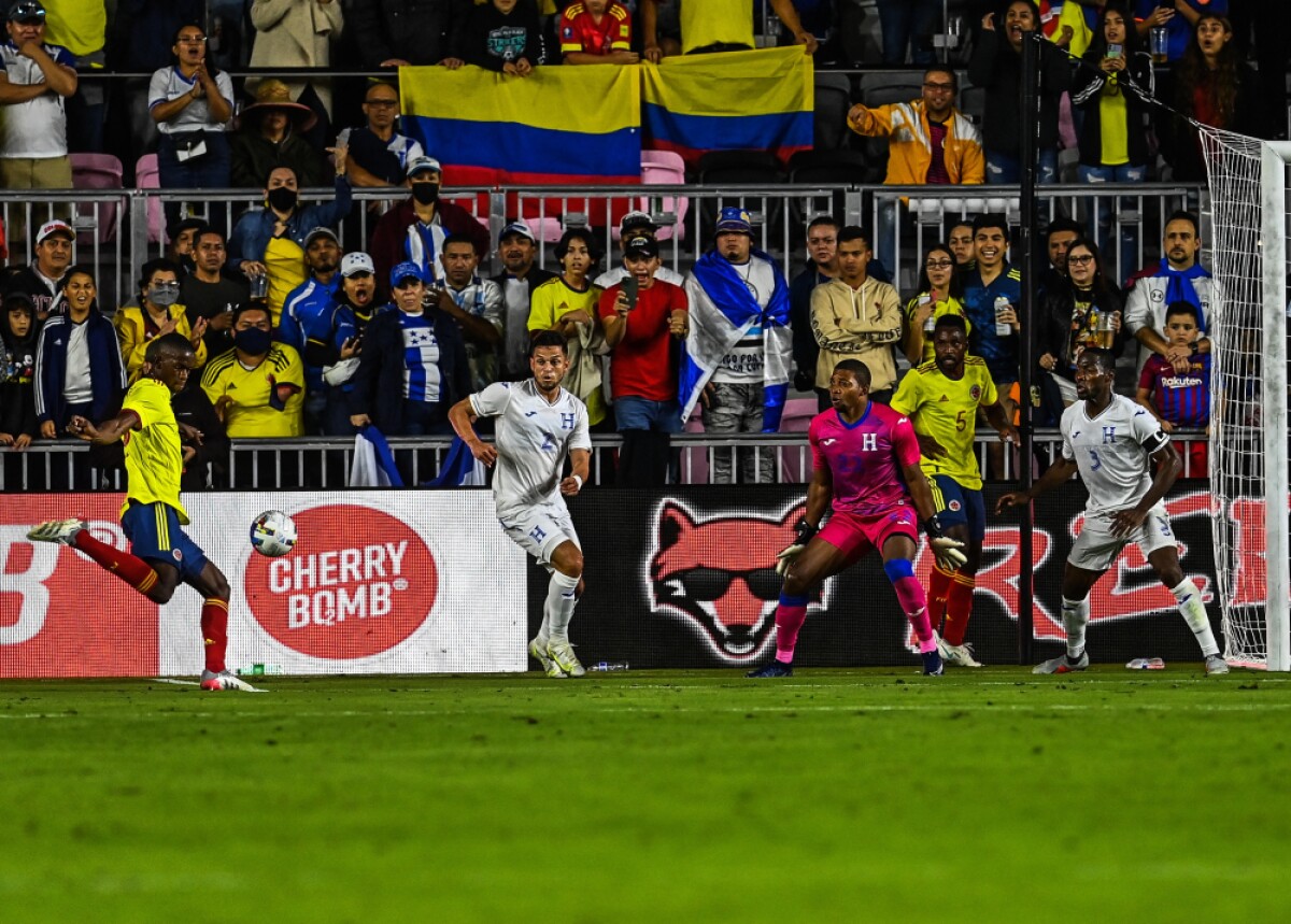 Video: Andrés Colorado, 'bautizado' con el gol en Selección Colombia; hizo el tanto de la victoria | Fútbol