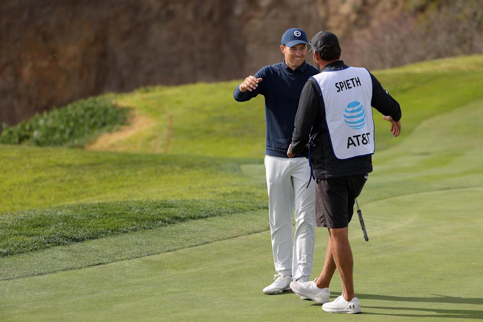 Jordan Spieth hizo sudar a la gente, Bill Murray hizo reír a la gente en un impresionante sábado en el AT&T Pebble Beach Pro-Am