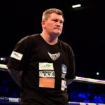 Según los informes, Ricky Hatton está listo para hacer un regreso asombroso al ring de boxeo a finales de este año.