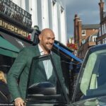 Tyson Fury se veía muy animado cuando fue a almorzar con sus promotores en Londres.