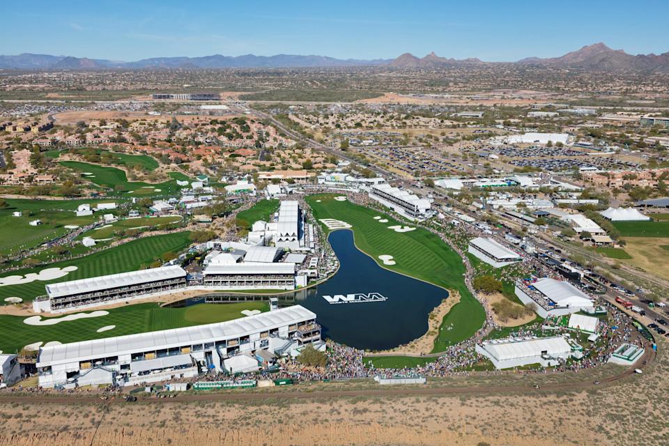 Un robo, un striper y Borat;  un vistazo a algunos de los momentos más locos del WM Phoenix Open