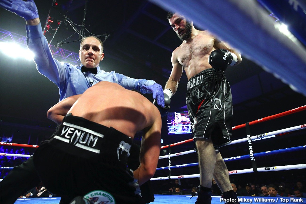 Artur Beterbiev, Canelo Alvarez, Dmitry Bivol boxeo foto e imagen de noticia