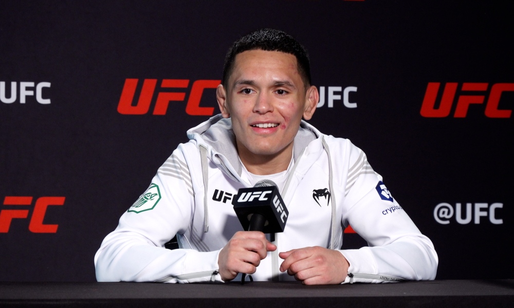 Carlos Hernández espera una pelea de UFC en Chicago después de la victoria de debut