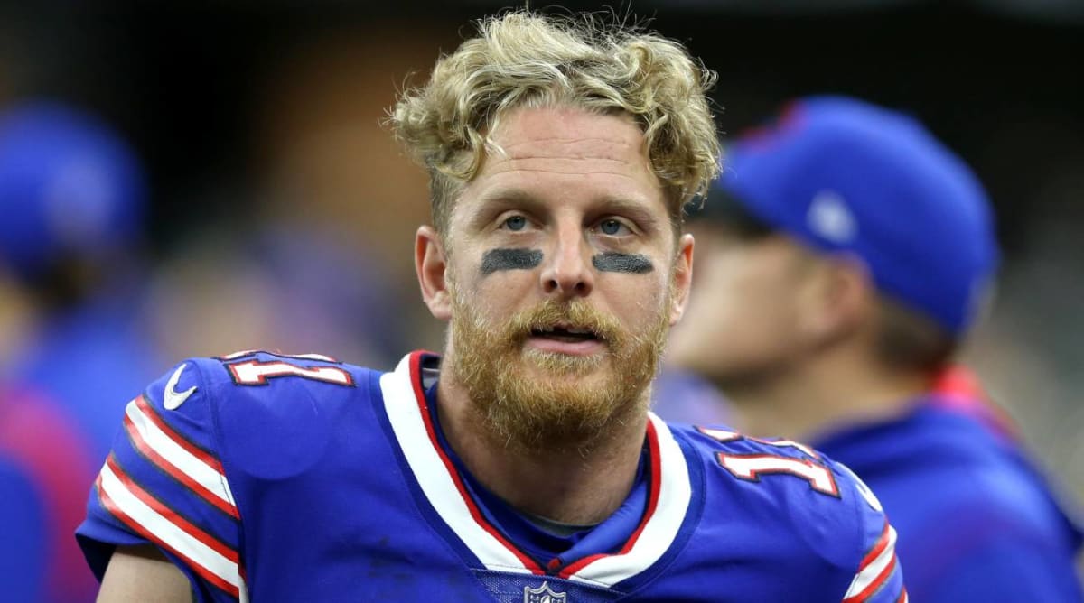 Los proyectos de ley permiten al veterano WR Cole Beasley buscar intercambio