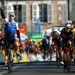 París-Niza: Jakobsen supera a Van Aert y gana la etapa 2