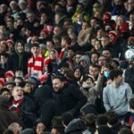 Aficionados del Arsenal dentro del Emirates Stadium