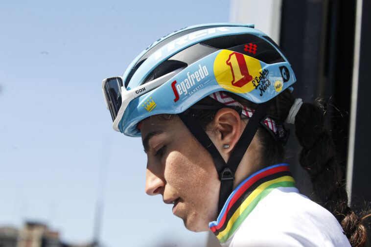 Elisa Balsamo descalificada de la París-Roubaix por botella pegajosa