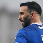 Adil Rami le dice a Thierry Henry que le cuesta demasiado a la FIFA