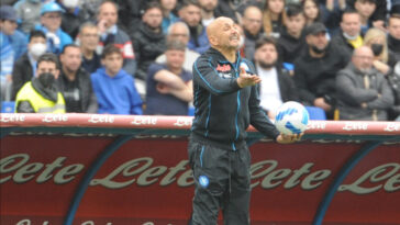 Aficionados del Napoli colocaron pancarta anti-Spalletti afuera del estadio: Fuera