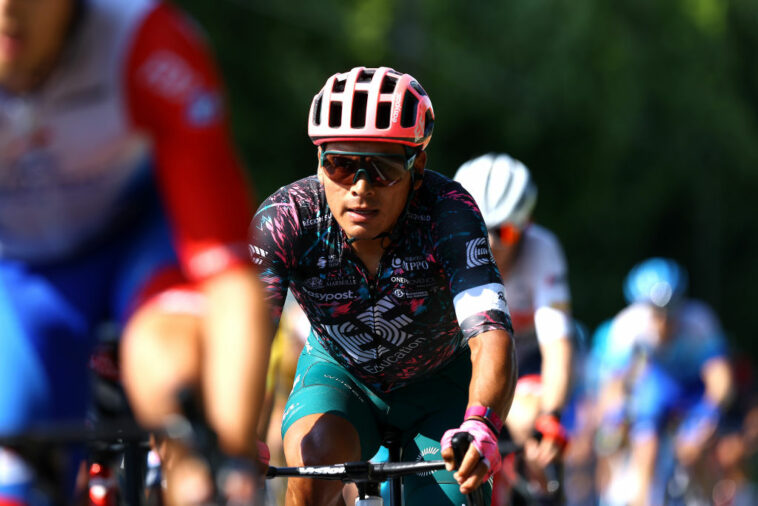 Caicedo abandona el Giro de Italia tras dar positivo por COVID-19