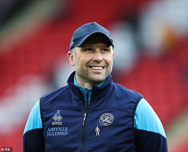 El entrenador de QPR, John Eustace, se ha convertido en un candidato para reemplazar a Roy Hodgson