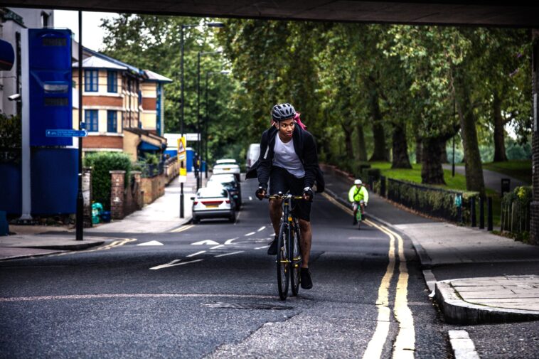 El programa Cycle to Work debería estar disponible para trabajadores con bajos ingresos y autónomos, dijo el canciller