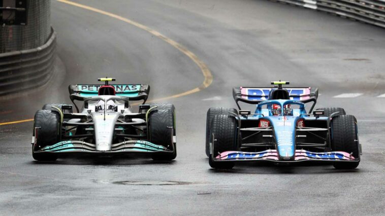 Hamilton no tiene problemas de tráfico en Mónaco