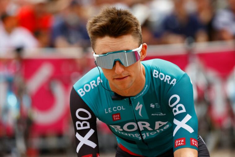 Hindley evita la pérdida de tiempo del Giro de Italia después de un mecánico tardío en Treviso