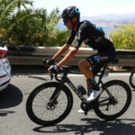 Ill Romain Bardet 'simplemente no pudo continuar' en el Giro de Italia