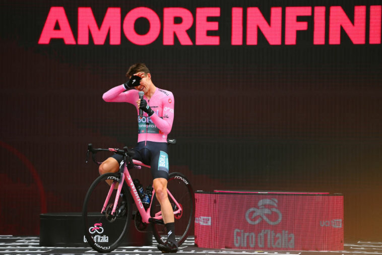 'No iba a dejar que 2020 volviera a suceder', dice el ganador del Giro de Italia, Jai Hindley