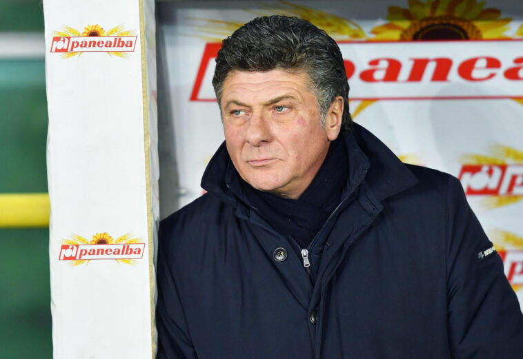 Lado de Walter Mazzarri