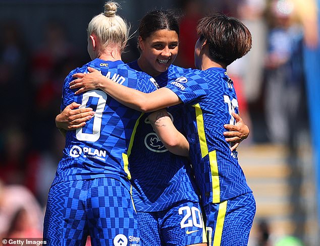 Chelsea Women reclamó su tercer título consecutivo de Super League al vencer a Man United